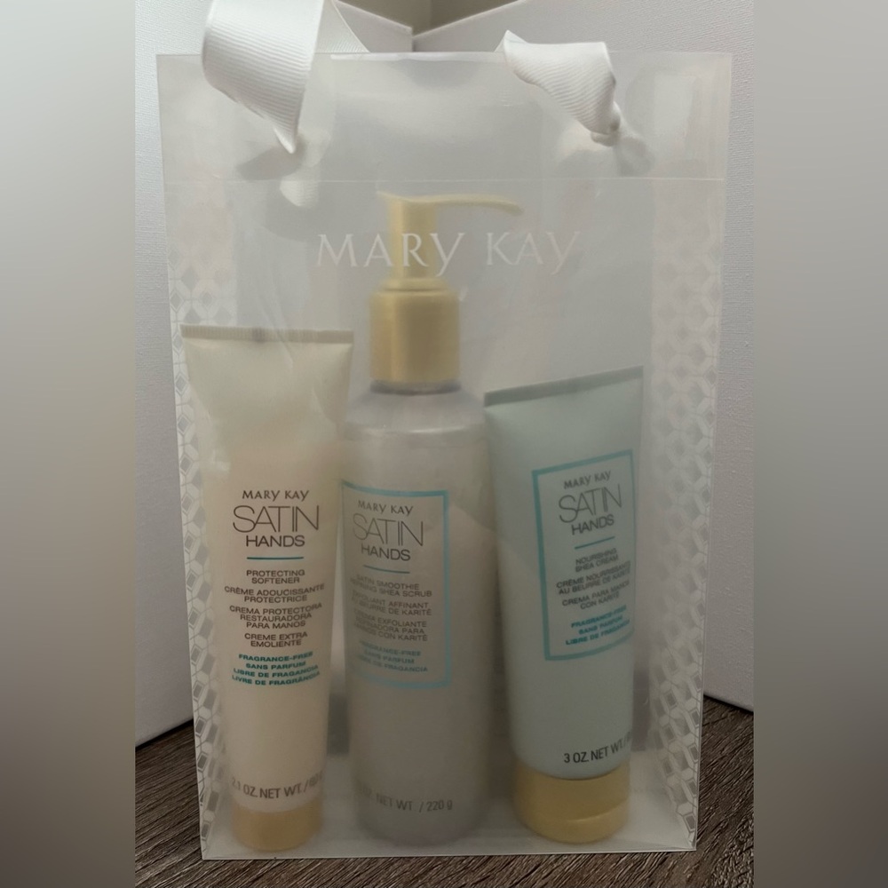 Mary Kay Satin Hands Trio Set - fragrance free